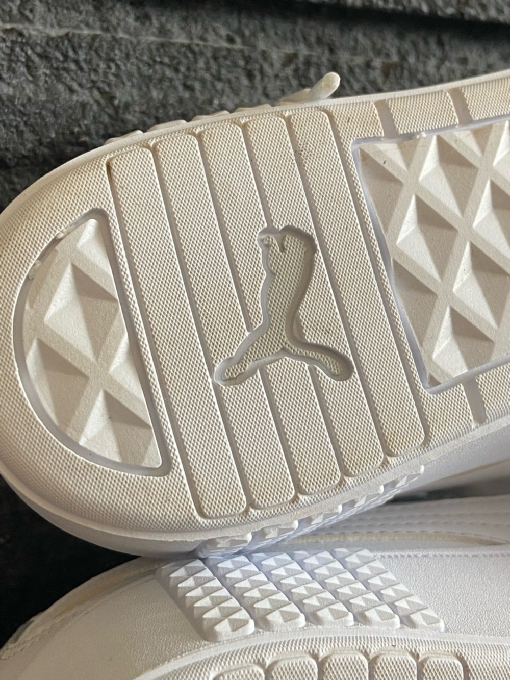 Puma White Platform Lace-Up Sneakers NWS - Picture 13 of 16